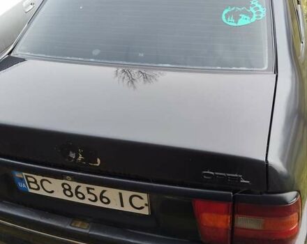 Чорний Опель Вектра, об'ємом двигуна 1.8 л та пробігом 310 тис. км за 750 $, фото 1 на Automoto.ua