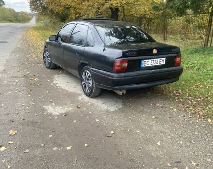 Черный Опель Вектра, объемом двигателя 2 л и пробегом 350 тыс. км за 1200 $, фото 10 на Automoto.ua