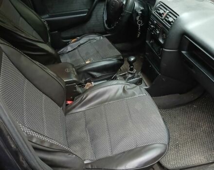 Черный Опель Вектра, объемом двигателя 2 л и пробегом 500 тыс. км за 1040 $, фото 5 на Automoto.ua