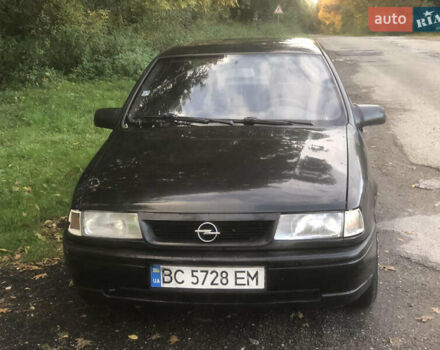 Черный Опель Вектра, объемом двигателя 2 л и пробегом 350 тыс. км за 1300 $, фото 12 на Automoto.ua