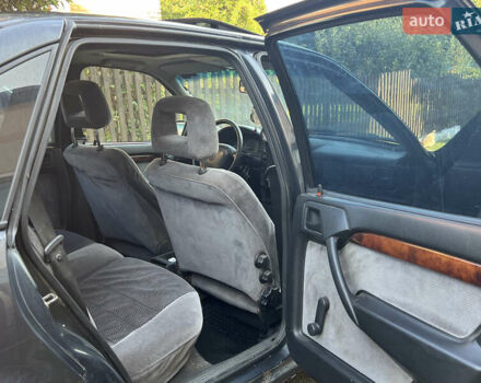 Черный Опель Вектра, объемом двигателя 2 л и пробегом 424 тыс. км за 1650 $, фото 11 на Automoto.ua