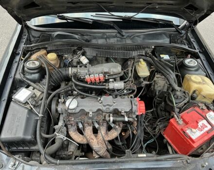 Черный Опель Вектра, объемом двигателя 2 л и пробегом 423 тыс. км за 1650 $, фото 12 на Automoto.ua