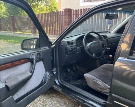 Черный Опель Вектра, объемом двигателя 2 л и пробегом 423 тыс. км за 1650 $, фото 8 на Automoto.ua