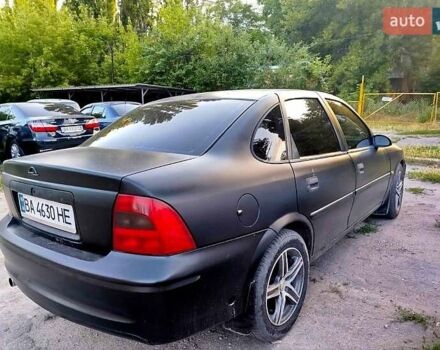 Чорний Опель Вектра, об'ємом двигуна 2 л та пробігом 300 тис. км за 2500 $, фото 5 на Automoto.ua