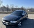 Черный Опель Вектра, объемом двигателя 1.6 л и пробегом 230 тыс. км за 2300 $, фото 1 на Automoto.ua