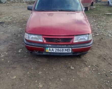 Черный Опель Вектра, объемом двигателя 1.6 л и пробегом 350 тыс. км за 600 $, фото 4 на Automoto.ua