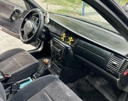 Чорний Опель Вектра, об'ємом двигуна 1.6 л та пробігом 200 тис. км за 1900 $, фото 9 на Automoto.ua