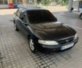 Черный Опель Вектра, объемом двигателя 1.8 л и пробегом 250 тыс. км за 2390 $, фото 1 на Automoto.ua