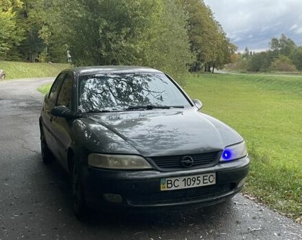 Черный Опель Вектра, объемом двигателя 2 л и пробегом 350 тыс. км за 1400 $, фото 4 на Automoto.ua