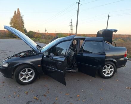 Черный Опель Вектра, объемом двигателя 1.8 л и пробегом 340 тыс. км за 2650 $, фото 17 на Automoto.ua