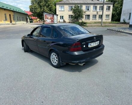 Опель Вектра 1998 в Ходорів на Automoto.ua Черный Опель Вектра, объемом двигателя 1.8 л и пробегом 186 тыс. км за 2000 $, фото 2 на Automoto.ua