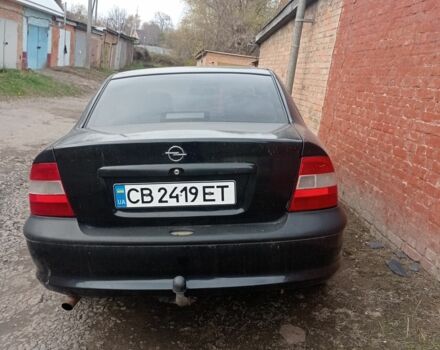 Черный Опель Вектра, объемом двигателя 1.8 л и пробегом 300 тыс. км за 2800 $, фото 4 на Automoto.ua