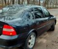 Чорний Опель Вектра, об'ємом двигуна 1.6 л та пробігом 321 тис. км за 2500 $, фото 6 на Automoto.ua
