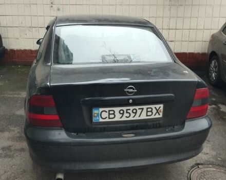 Чорний Опель Вектра, об'ємом двигуна 2 л та пробігом 320 тис. км за 1900 $, фото 4 на Automoto.ua