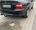 Чорний Опель Вектра, об'ємом двигуна 1.6 л та пробігом 235 тис. км за 3500 $, фото 2 на Automoto.ua