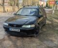 Черный Опель Вектра, объемом двигателя 1.6 л и пробегом 300 тыс. км за 1700 $, фото 8 на Automoto.ua