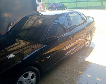 Черный Опель Вектра, объемом двигателя 1.6 л и пробегом 430 тыс. км за 2900 $, фото 5 на Automoto.ua