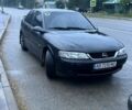 Черный Опель Вектра, объемом двигателя 1.8 л и пробегом 450 тыс. км за 2666 $, фото 1 на Automoto.ua