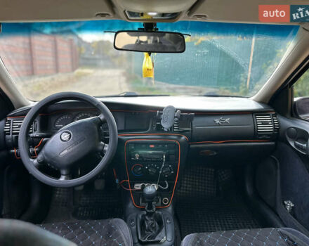 Опель Вектра 1999 в Одессе на Automoto.ua Черный Опель Вектра, объемом двигателя 1.6 л и пробегом 270 тыс. км за 2550 $, фото 6 на Automoto.ua