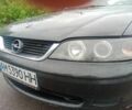Чорний Опель Вектра, об'ємом двигуна 2.2 л та пробігом 240 тис. км за 2650 $, фото 1 на Automoto.ua