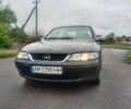 Чорний Опель Вектра, об'ємом двигуна 2.2 л та пробігом 240 тис. км за 2650 $, фото 5 на Automoto.ua
