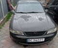 Чорний Опель Вектра, об'ємом двигуна 2 л та пробігом 300 тис. км за 1000 $, фото 1 на Automoto.ua