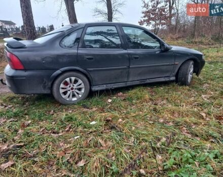Черный Опель Вектра, объемом двигателя 2 л и пробегом 348 тыс. км за 2200 $, фото 3 на Automoto.ua