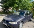 Чорний Опель Вектра, об'ємом двигуна 2 л та пробігом 450 тис. км за 2104 $, фото 3 на Automoto.ua