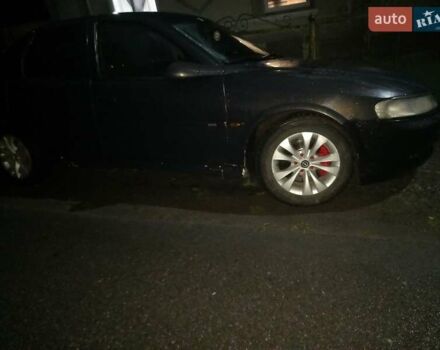 Черный Опель Вектра, объемом двигателя 2 л и пробегом 348 тыс. км за 2200 $, фото 12 на Automoto.ua