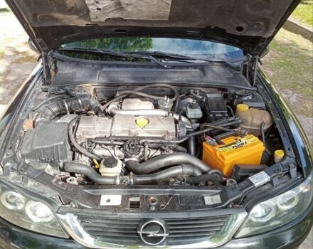 Чорний Опель Вектра, об'ємом двигуна 2.2 л та пробігом 240 тис. км за 2650 $, фото 3 на Automoto.ua