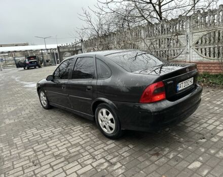 Черный Опель Вектра, объемом двигателя 1.6 л и пробегом 273 тыс. км за 2500 $, фото 2 на Automoto.ua
