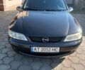 Черный Опель Вектра, объемом двигателя 1.6 л и пробегом 280 тыс. км за 2950 $, фото 3 на Automoto.ua