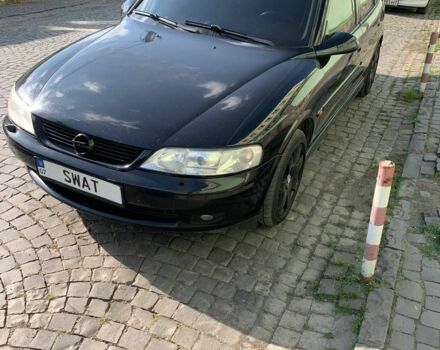 Чорний Опель Вектра, об'ємом двигуна 2 л та пробігом 337 тис. км за 2400 $, фото 2 на Automoto.ua