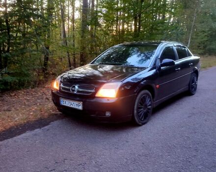 Черный Опель Вектра, объемом двигателя 2.2 л и пробегом 400 тыс. км за 3400 $, фото 1 на Automoto.ua