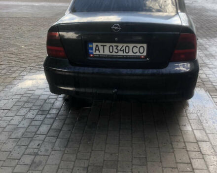 Черный Опель Вектра, объемом двигателя 2.2 л и пробегом 311 тыс. км за 3200 $, фото 4 на Automoto.ua