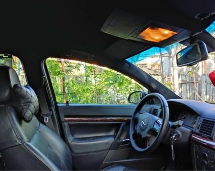 Черный Опель Вектра, объемом двигателя 2.2 л и пробегом 330 тыс. км за 6200 $, фото 4 на Automoto.ua