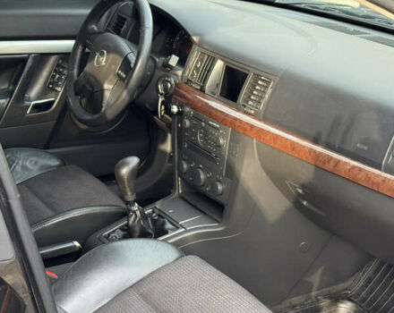 Черный Опель Вектра, объемом двигателя 2.2 л и пробегом 300 тыс. км за 3250 $, фото 20 на Automoto.ua