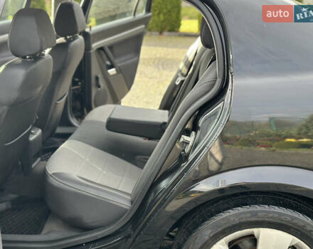 Черный Опель Вектра, объемом двигателя 1.8 л и пробегом 320 тыс. км за 2999 $, фото 29 на Automoto.ua