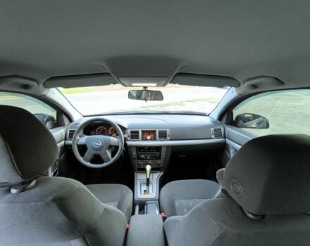 Черный Опель Вектра, объемом двигателя 2.2 л и пробегом 314 тыс. км за 3299 $, фото 14 на Automoto.ua