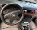 Черный Опель Вектра, объемом двигателя 2.2 л и пробегом 340 тыс. км за 3600 $, фото 12 на Automoto.ua