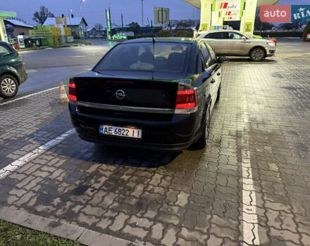 Черный Опель Вектра, объемом двигателя 2.2 л и пробегом 240 тыс. км за 5500 $, фото 4 на Automoto.ua