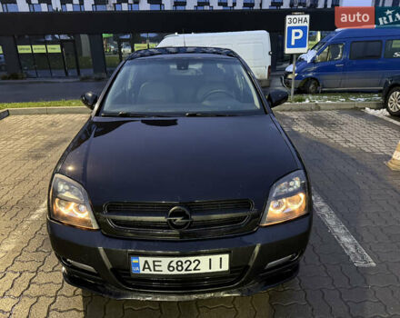 Черный Опель Вектра, объемом двигателя 2.2 л и пробегом 240 тыс. км за 5500 $, фото 7 на Automoto.ua