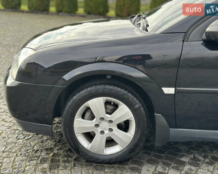 Черный Опель Вектра, объемом двигателя 1.8 л и пробегом 320 тыс. км за 2999 $, фото 11 на Automoto.ua