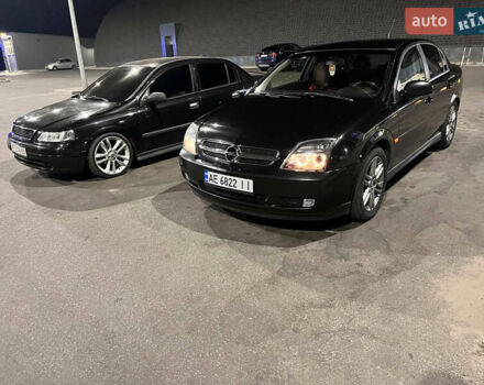 Черный Опель Вектра, объемом двигателя 2.2 л и пробегом 240 тыс. км за 5500 $, фото 24 на Automoto.ua