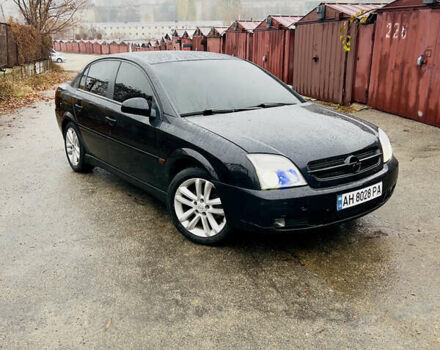 Черный Опель Вектра, объемом двигателя 2.2 л и пробегом 240 тыс. км за 3600 $, фото 1 на Automoto.ua