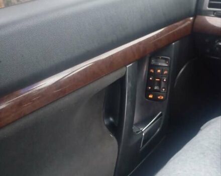 Черный Опель Вектра, объемом двигателя 2.2 л и пробегом 300 тыс. км за 3000 $, фото 16 на Automoto.ua