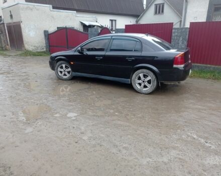 Чорний Опель Вектра, об'ємом двигуна 2.2 л та пробігом 250 тис. км за 2700 $, фото 3 на Automoto.ua