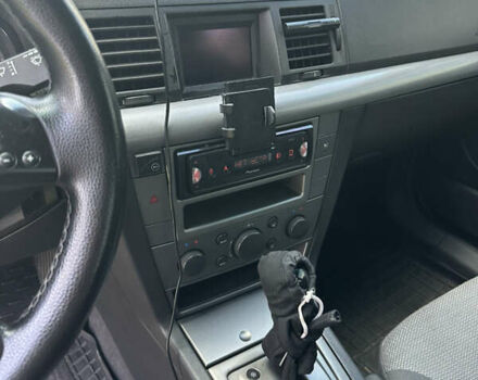 Черный Опель Вектра, объемом двигателя 2.2 л и пробегом 268 тыс. км за 4900 $, фото 13 на Automoto.ua