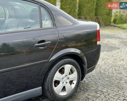 Черный Опель Вектра, объемом двигателя 1.8 л и пробегом 320 тыс. км за 2999 $, фото 10 на Automoto.ua