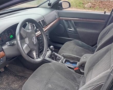 Черный Опель Вектра, объемом двигателя 2.2 л и пробегом 2 тыс. км за 3000 $, фото 4 на Automoto.ua